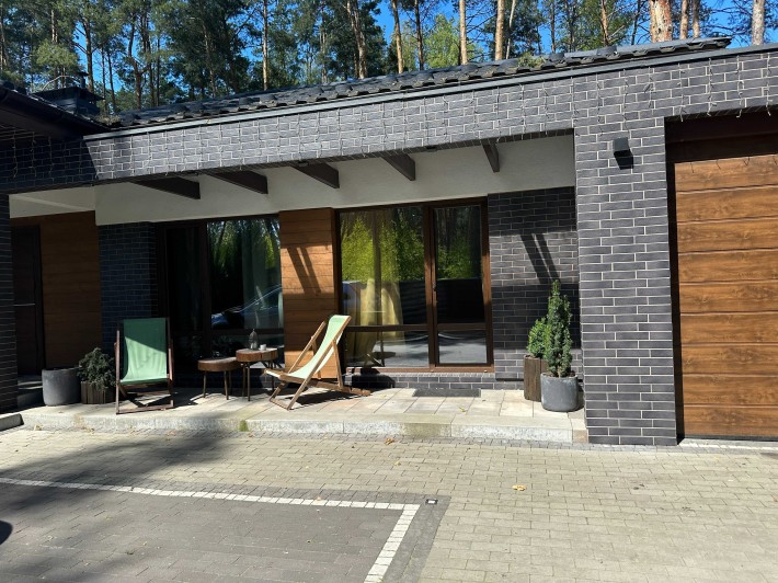 Сучасний будинок з новим ремонтом у Лісовій Бучі - фото 1