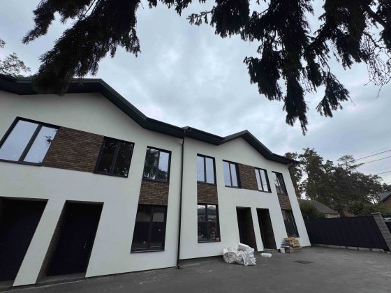 Продаж бокового тауну з наповненням Ірпінь Ірпінь