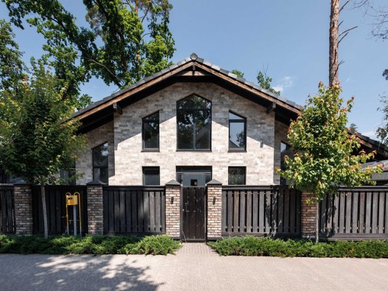 ЕКСКЛЮЗИВНИЙ одноповерховий будинок в 5хв.від ТРЦ Авенір Плаза. БУЧА Буча