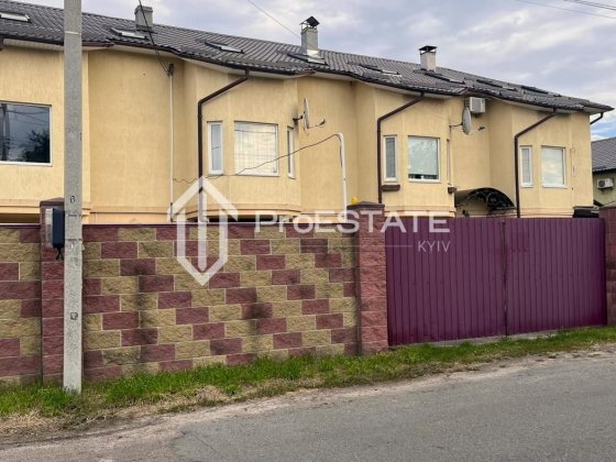 БЕЗ % Продам 3к Таунхаус з ГАРАЖЕМ, центр Борисполя Бориспіль