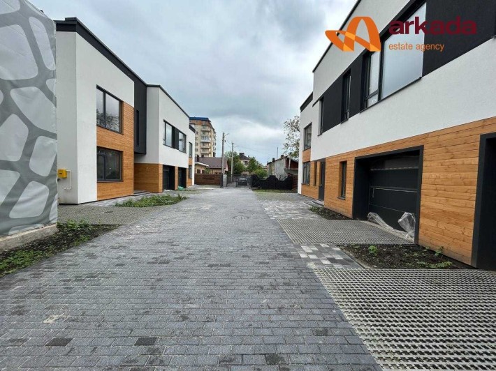 Готовий Таунхаус в Центрі Івано-Франківська!!! - фото 1