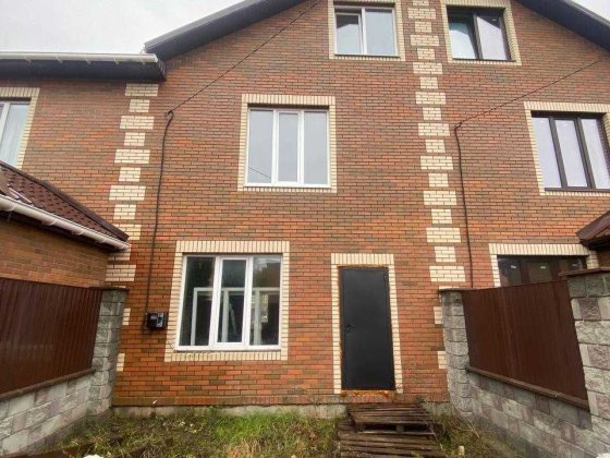 Продам таунхаус на Фастівській Є-Оселя, житлові сертифікати Белая Церковь