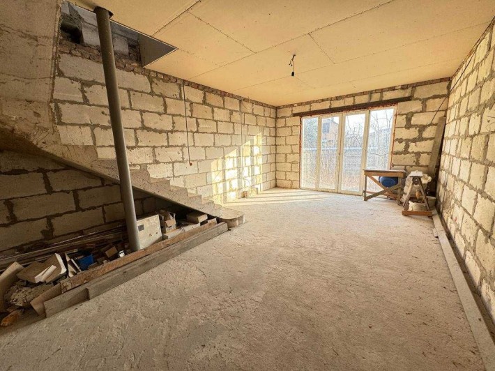 Продаж пів будинку в Бучі (лісова Буча) - фото 1