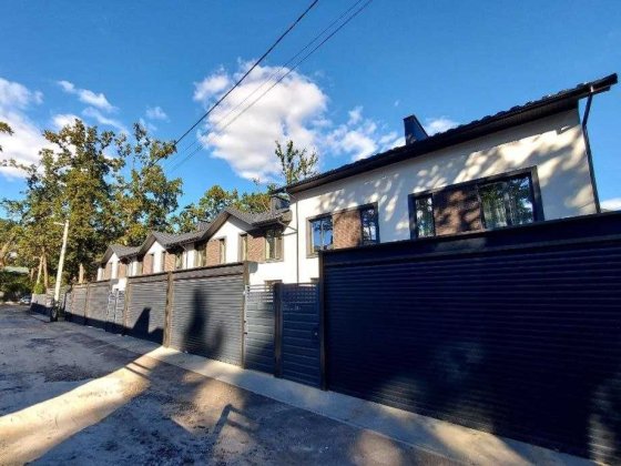 ТАУНХАУСИ біля парків у м.Ірпінь. Є готовий під "єОселю" Ирпень