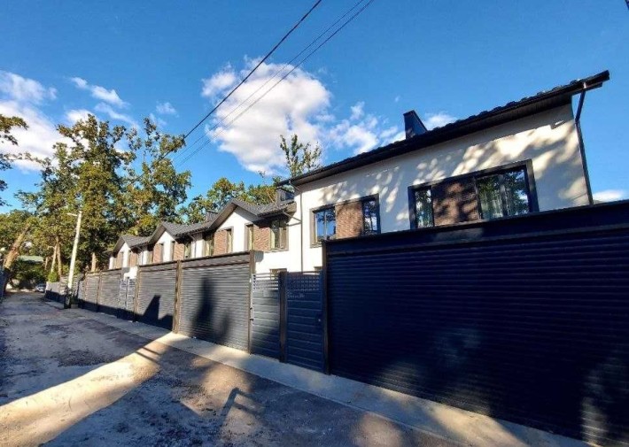 ТАУНХАУСИ біля парків у м.Ірпінь. Є готовий під "єОселю" - фото 1