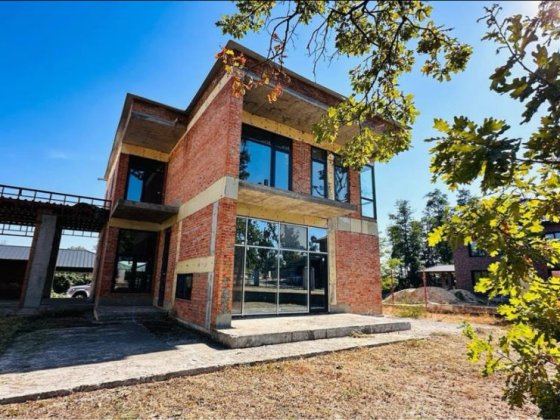 Продаж будинку з власною терасою м. Ірпінь Ірпінь