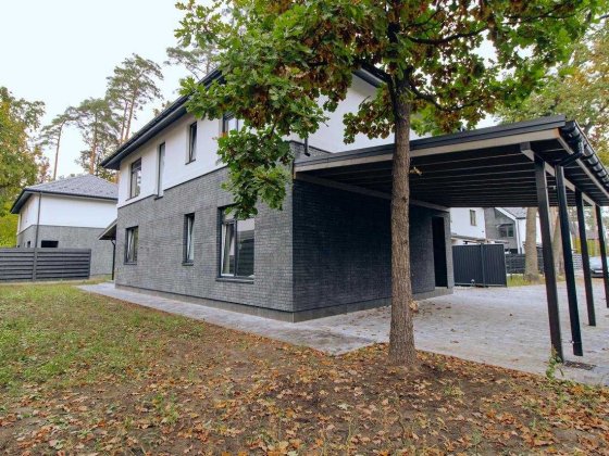 Продаж будинку 150 м² з чистовим оздобленням на 5 сотках. Газ Буча