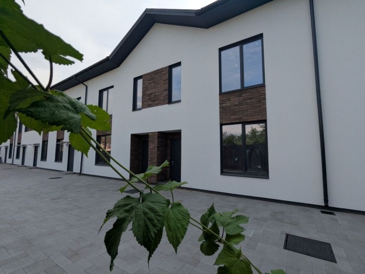 Таунхаус в Ірпені. Центральні комунікації, газ. - фото 1