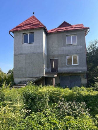 Продається просторий будинок в районі міського озера - фото 1