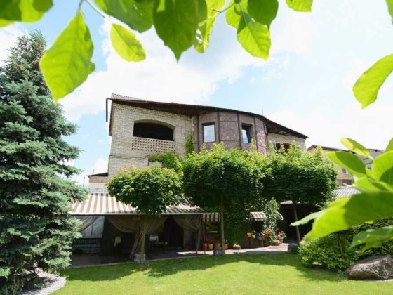 Продаж  будинку в ІРПЕНІ. 19 соток, 200 м2. ВЛАСНЕ ОЗЕРО! 465000уо. Ирпень