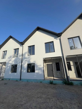 Продаж таунхаусів на Заріччі - фото 1