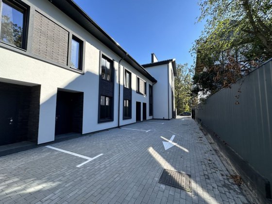 Продам Таунхаус в центрі поруч з парком "Незнайка"!!! Ирпень