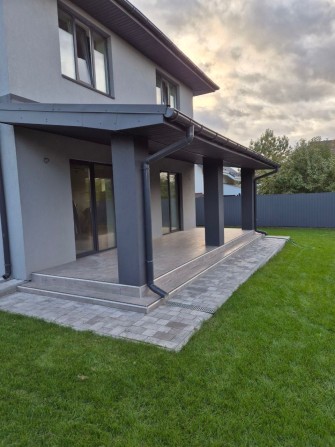 Готовий будинок в Бучі. 120м2, 6 соток. Електрика, штукатурка в ціні. - фото 1