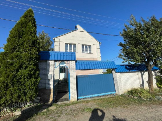 Будинок під СЕРТИФІКАТ, готовий до життя: гараж,літня кухня, 2 поверхи Буча