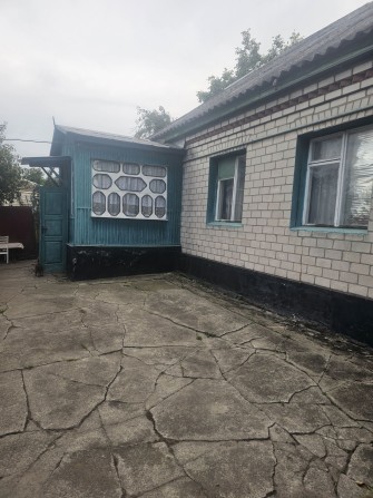 ПРОДАМ дом на Лашках 10 сот земли.90м - фото 1