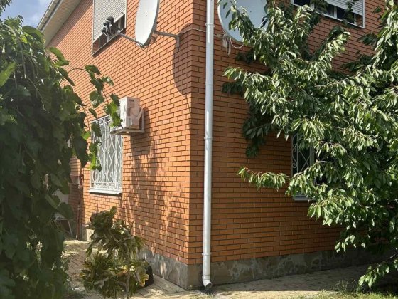 ПРОДАМ  котедж на Реевке200м Кременчуг