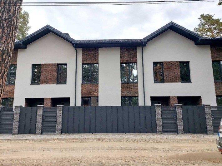 Готовий ТАУНХАУС в м.Ірпінь - фото 1