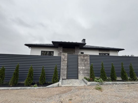 Одноповерховий, окремий КОТЕДЖ у Лісовій Бучі.  6 соток! Без комісії! Буча