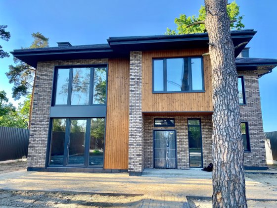 Кирпичный дом ПРЕМИУМ качества в Лесной Бучена 8 сотках!Газ! Буча