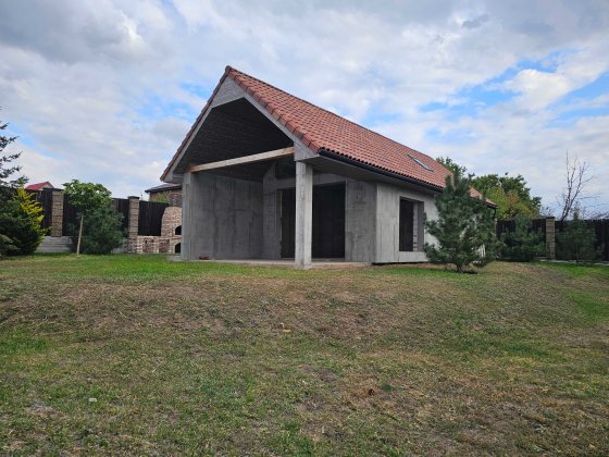 Новобудова 77 кв.м. на Карачунах Кривой Рог