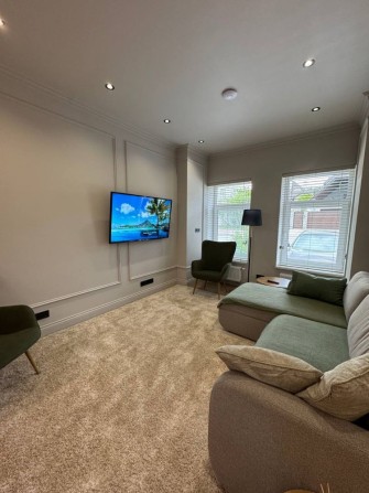 Продаж таунхауса з ремонтом в Ірпені. Зручний виїзд до Києва - фото 1