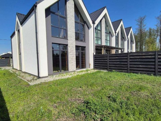 Комфорт і тиша: кутовий таунхаус із великим подвір’ям Ирпень