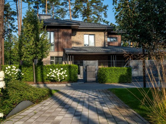 Преміум будинок у котеджному містечку ZAHRAVA village II. Проєкт №1 Буча