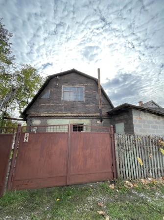 Дом,дача,гараж на Бажаново. - фото 1