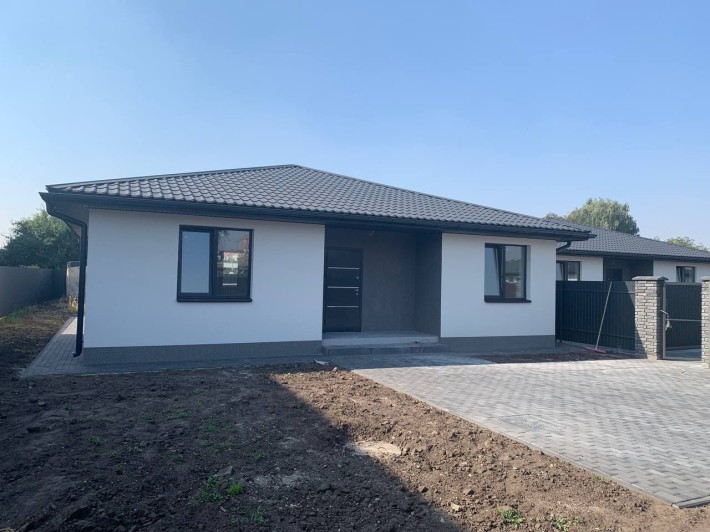 Продам новий будинок з ремонтом - фото 1