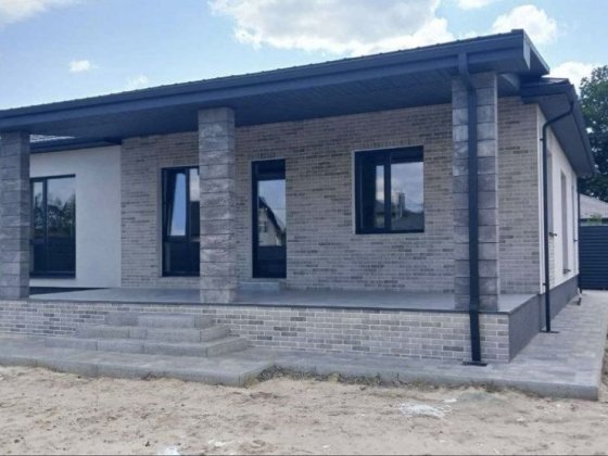 Одноповерховий будинок в Бучі Буча