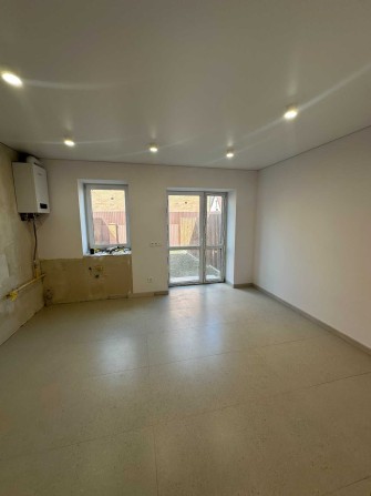 Продаж таунхауса з ремонтом. Центр м ірпінь. - фото 1