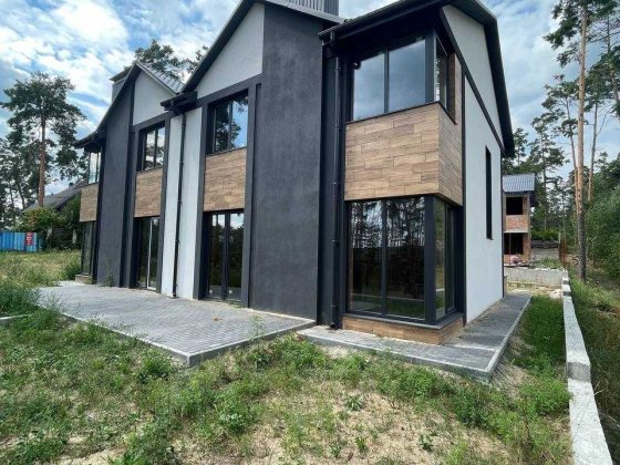 Велика ділянка як для дуплекса, керамоблок, 4 кімнати Ірпінь