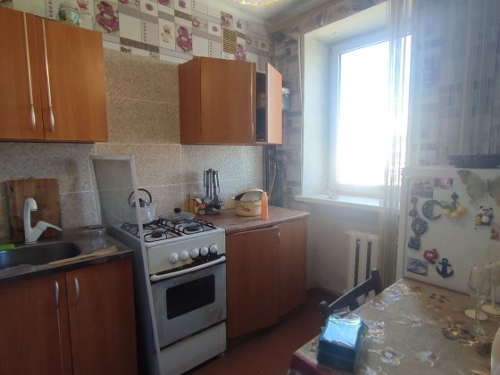 Продам гостинку 30 м кв Чорноморськ