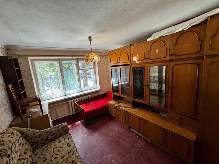 Продаж 1кімнати в гуртожитку на Виставці - фото 1