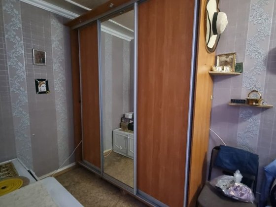 Продам кімнатну  з меблями та технікою  на Леваневського/Незалежності Белая Церковь