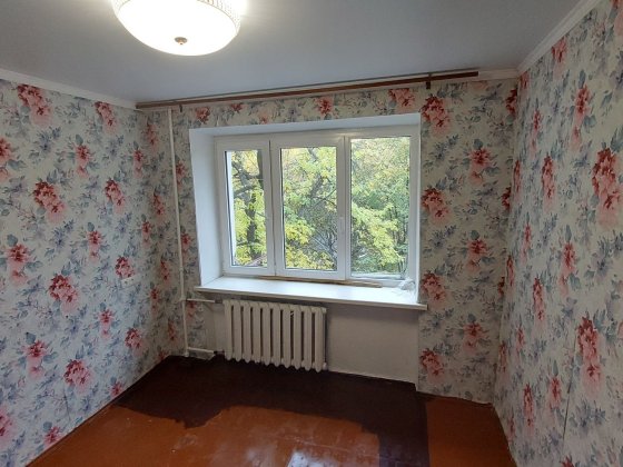 Гуртожиток 2 кімнати на  Молодіжному Кременчук