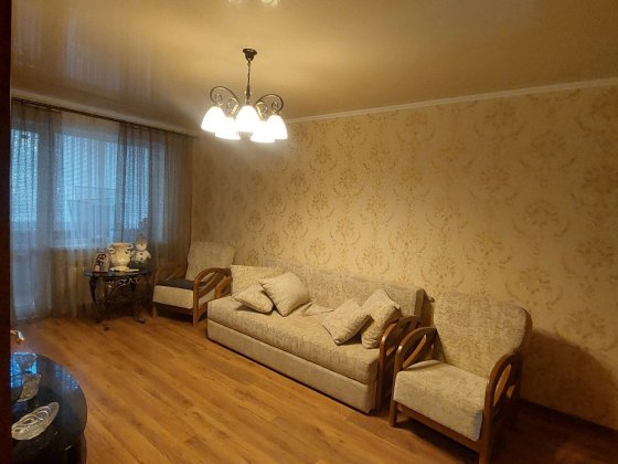 Продається 1 кімнатна чешка Кривой Рог