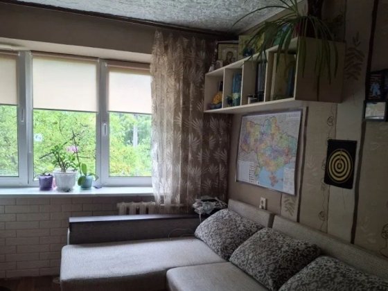 Продаж 2 кімнат в гуртожитку Центр