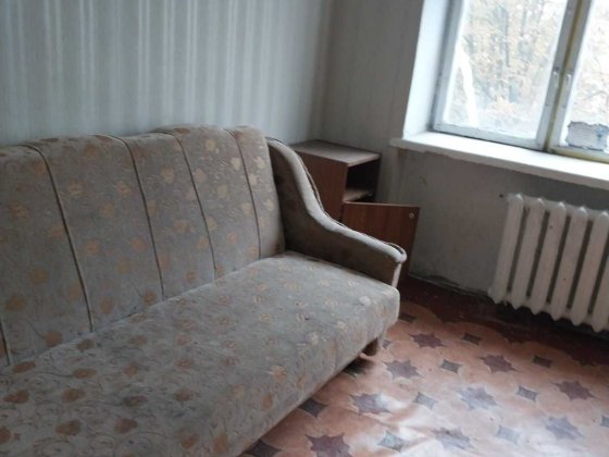 Продам кімнату в гуртожитку 12 школа