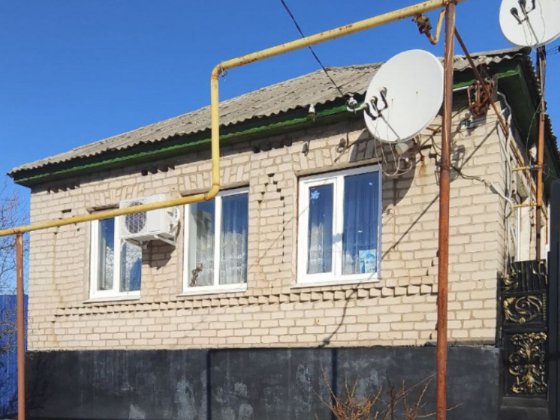 Продам добротный дом Лутугинский р-н, п. Успенка, Луганск
