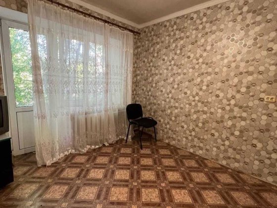 Продаж кімнати в гуртожитку по вул.Нижньосироватська Сумы