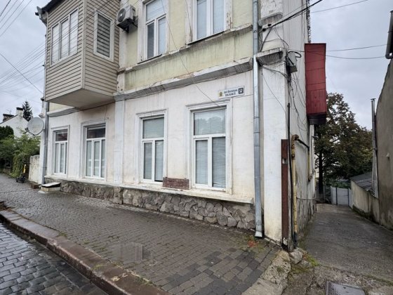 Продаж кімнати р-н центра вул. Вокзальна! Черновцы