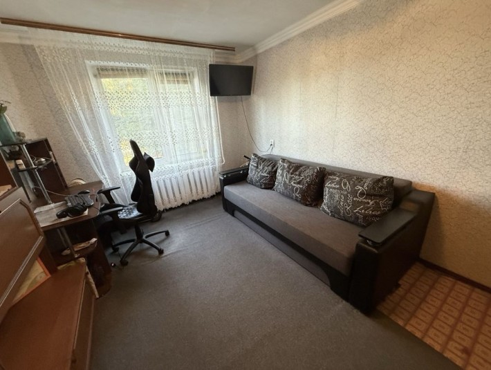 Кімната з ремонтом в гуртожитку по вул. Гвардійській - фото 1