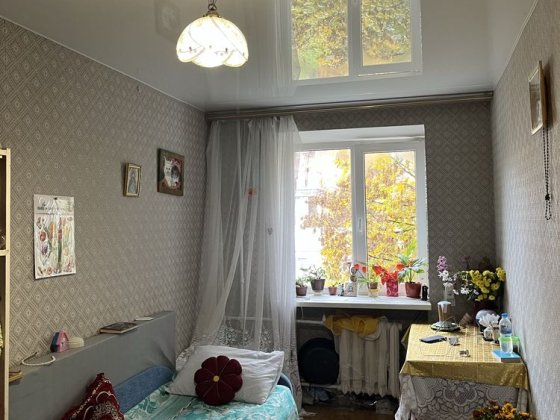 Продається кімната в гуртожитку на Зеленій Черкассы