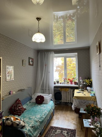 Продається кімната в гуртожитку на Зеленій - фото 1