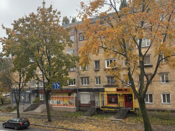 Продам кімнату в центрі міста Чернігів