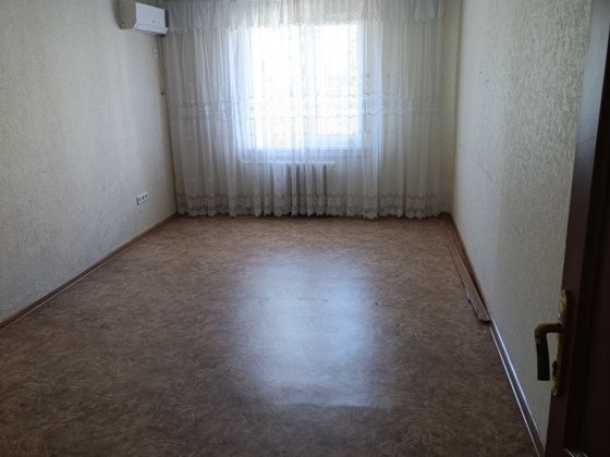 Продам комнату в общежитии в Приднепровске Днепр