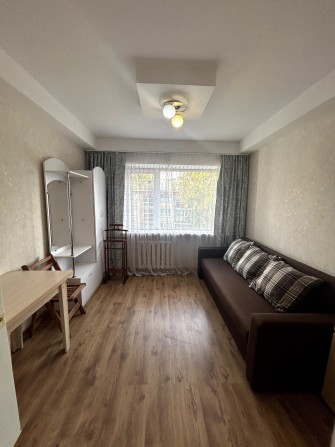 Власник. Продається кімната біля метро Житомирська - фото 1