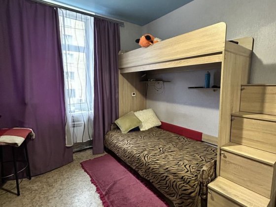 Кімната в центрі з власною душевою