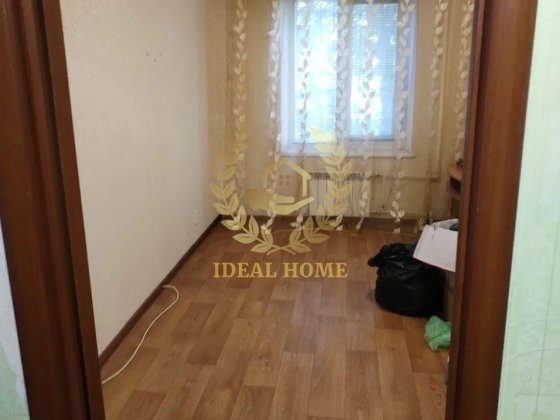 Продаж двох кімнат у 3х кімнатній квартирі вул.Данькевича Киев